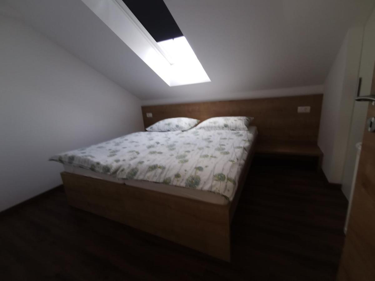 Gostilna S Prenocisci Pav Hotel Rakek Luaran gambar
